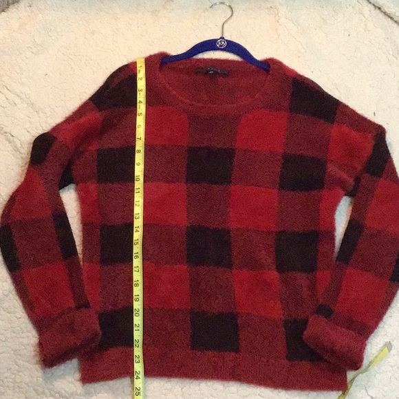 Cyrus 🎄fuzzy sweater size xs/s - Picture 6 of 7